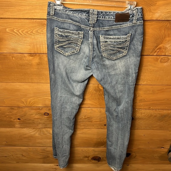 Maurices Women’s Mid Rise Straight Jeans Size 9/10 Long Blue Medium Wash Denim‎ - Picture 7 of 8